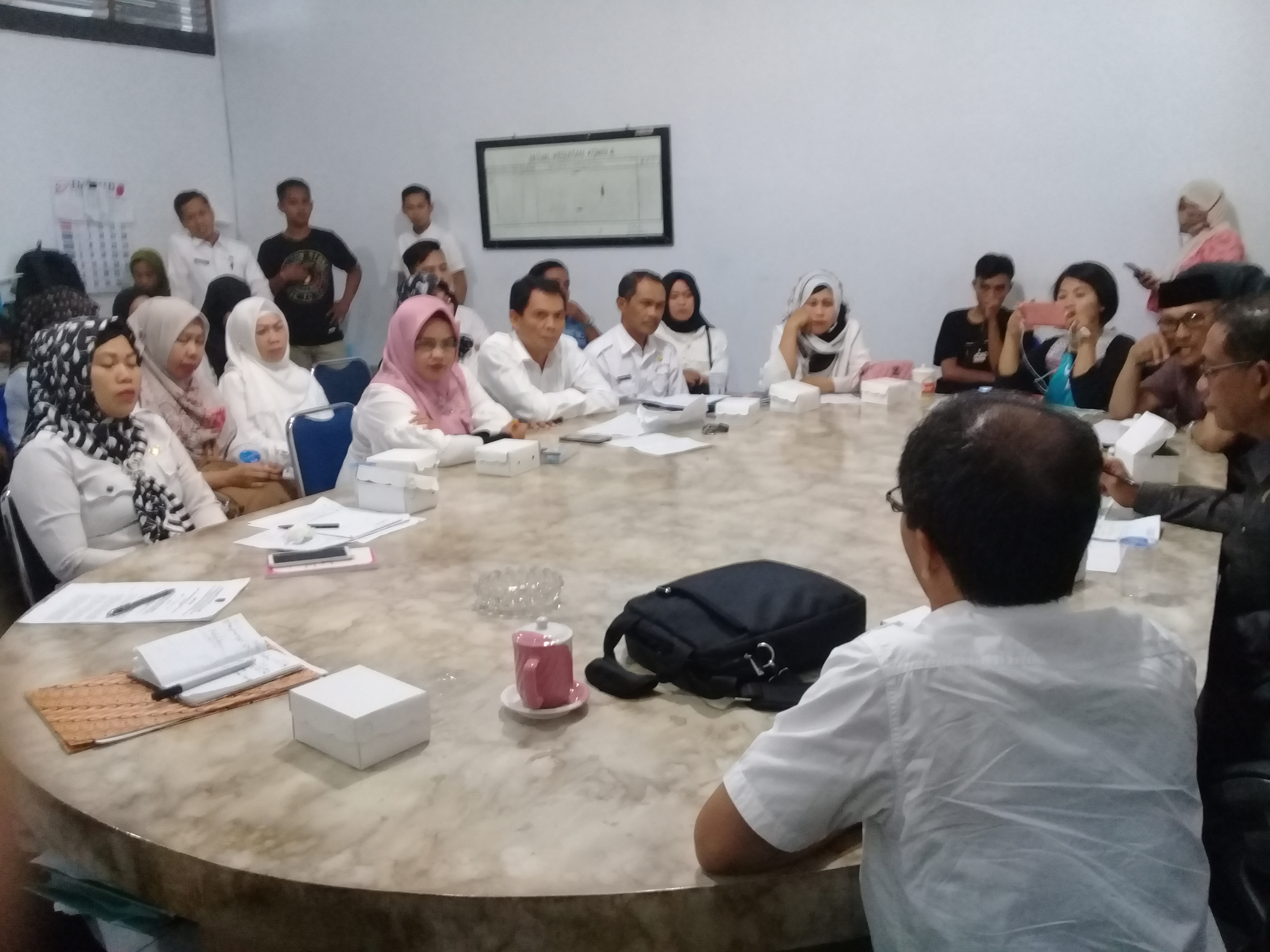 Soal Aduan Honorer, Kadisdukcapil Bilang Bukan Pemotongan. Kepala Inspektorat : Itu Tidak Dibenarkan