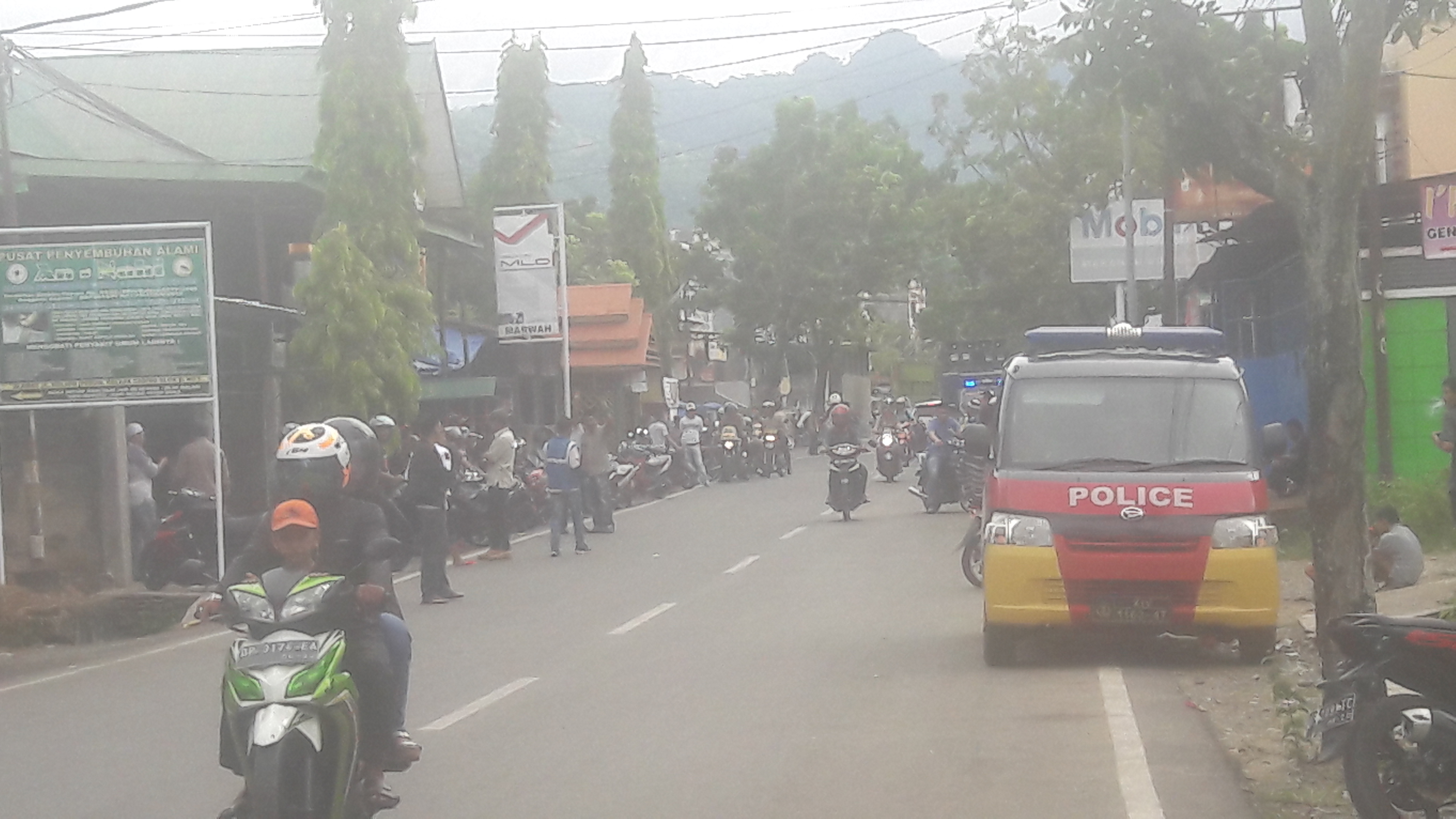 VIDEO : Pilkada Palopo Mulai Memanas, Dua Kubu Nyaris Bentrok