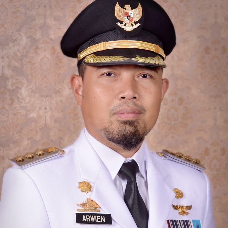 Kisruh PPDB, Arwien Janji Sanksi Oknum yang Melanggar