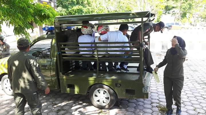 Nongki- nongki di Taman Saat Jam Belajar, 6 Pelajar Diamankan Satpol PP Luwu