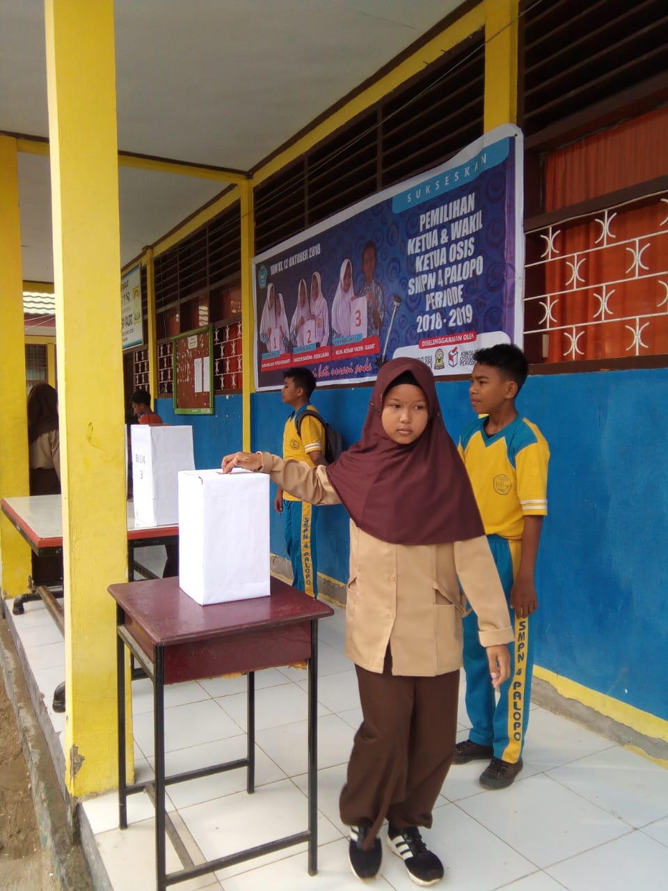 Belajar Demokrasi, SMPN 4 Palopo Gelar Pemilihan Ketua Osis