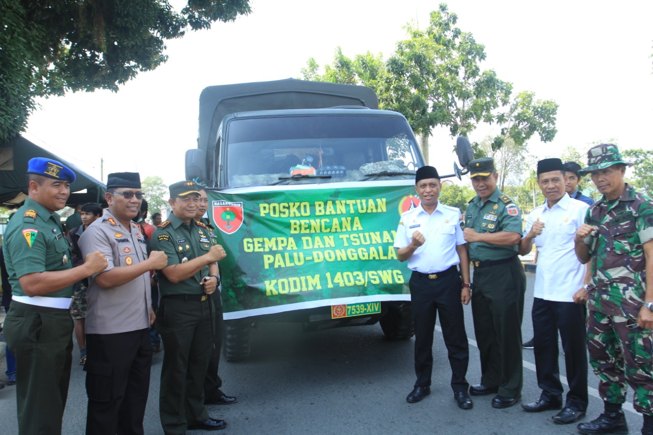 5 Truk Logistik dari Kodim 1403 SWG Dilepas ke Sulteng