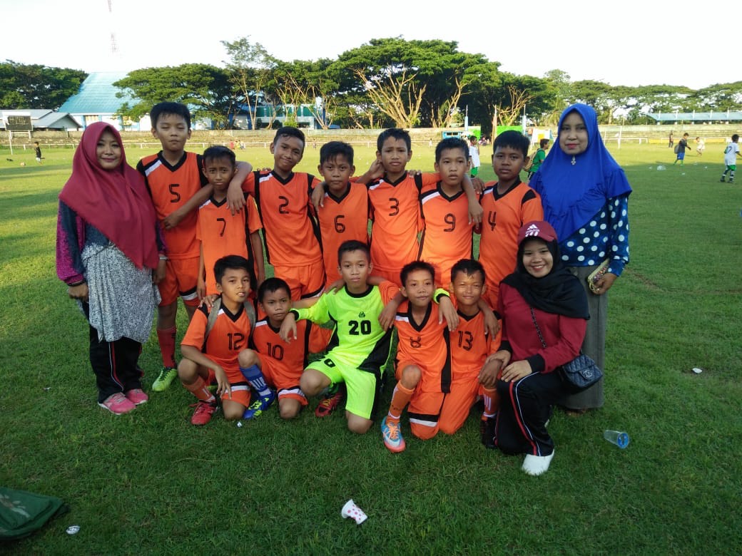 SDN 53 Sawerigading Ramaikan Kompetisi Sepak Bola Junior