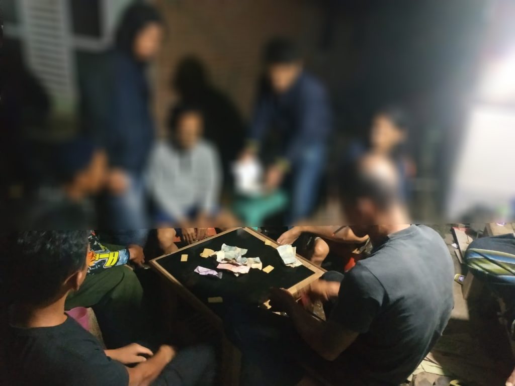 Bukannya Perbanyak Ibadah di Bulan Ramadhan, Lima Warga Palopo Ini Malah Asyik Berjudi