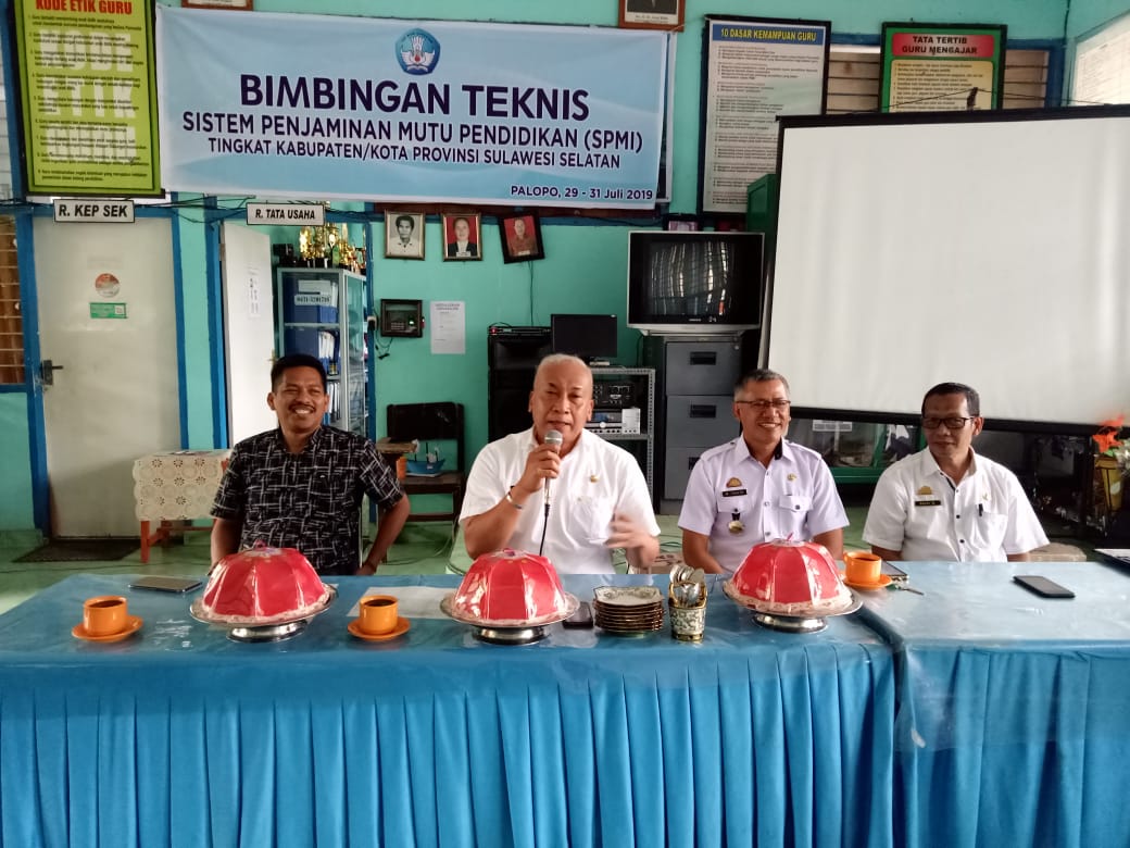 SMPN 8 Gelar Bimtek SPMP, Basri M : Dihadiri Pengawas Pendidikan Terlatih