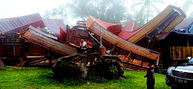 Angin Puting Beliung Terjang Bonggakaradeng Tana Toraja, 11 Lumbung Ambruk
