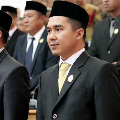 Zulkifli Resmi Jabat Wakil Ketua DPRD Luwu, Ini Harapan Basmin Mattayang