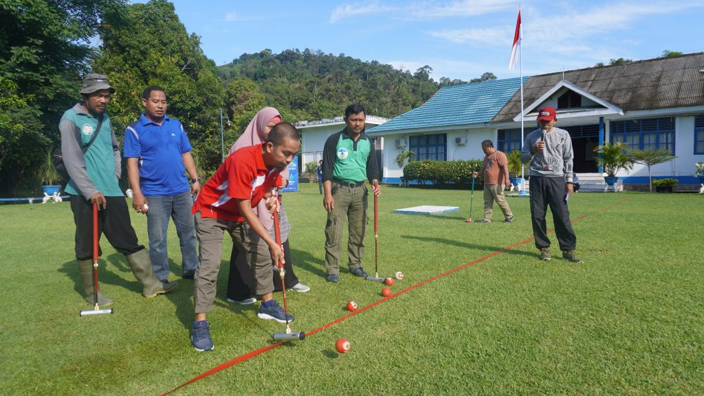 Saat Pergatsi Palopo Sosialisasikan Gateball, Direksi dan Karyawan PAM TM Jadi Tertarik