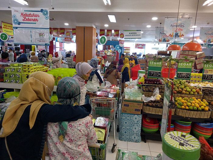 WABAH CORONA: Pakar Penyakit Menular Sebut Kumpul Keluarga Jauh Lebih Bahaya dari Pergi Berbelanja, Waspada Saat Lebaran
