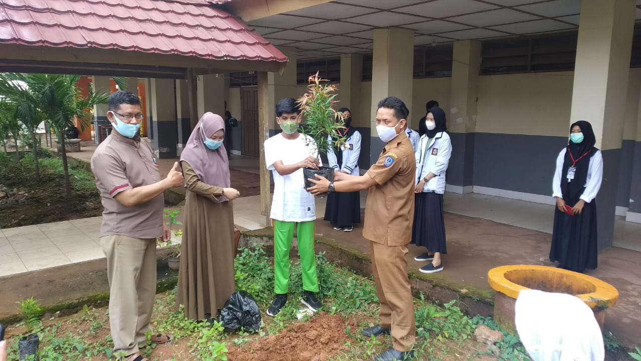 Dihadiri 25 Persen Siswa Baru, SMKN 1 Palopo Gelar MPLS Lima Hari