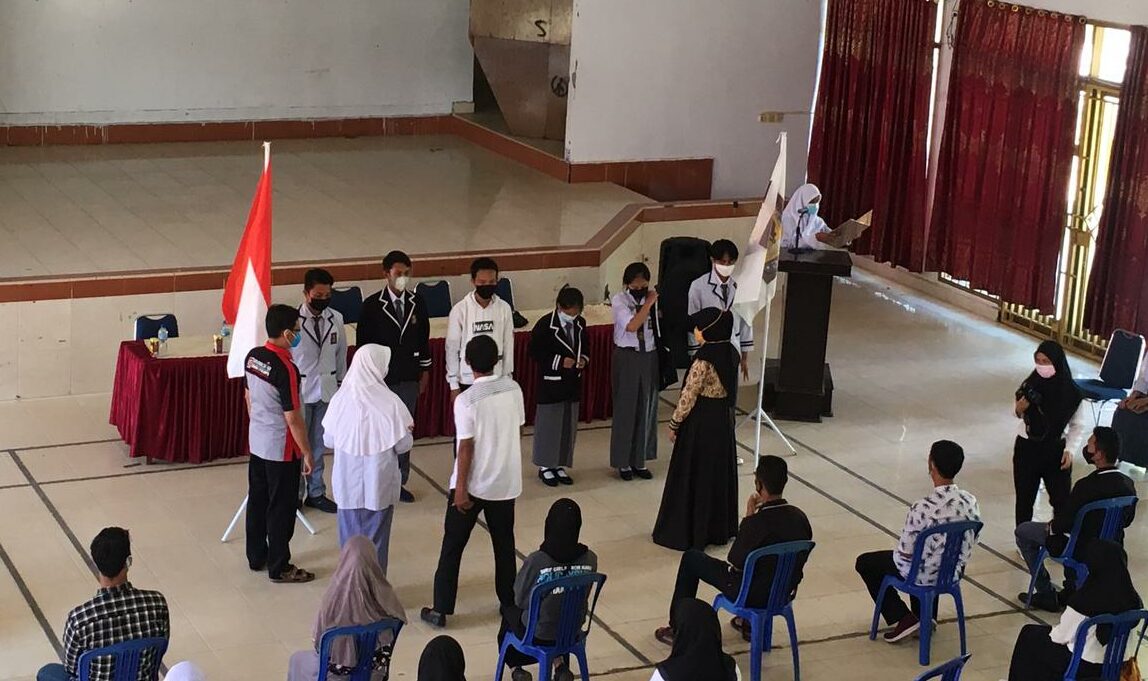 Lewat Pelantikan OSIS, SMKN 1 Palopo Ciptakan Generasi Hebat
