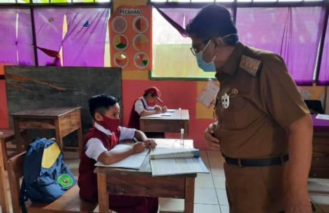 11 Sekolah Mulai Adakan Belajar Tatap Muka Terbatas di Palopo, Judas Amir: Jangan Lupa Pakai Masker di Kelas