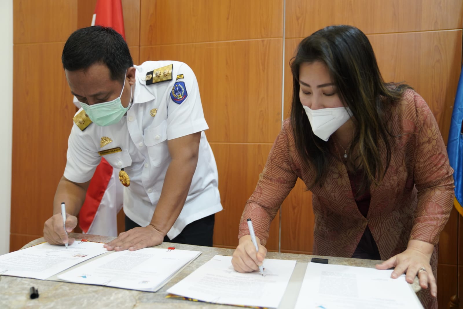 PT Vale Indonesia-Pemprov Sulsel Teken Perjanjian Hibah Bandar Udara Sorowako Luwu Timur