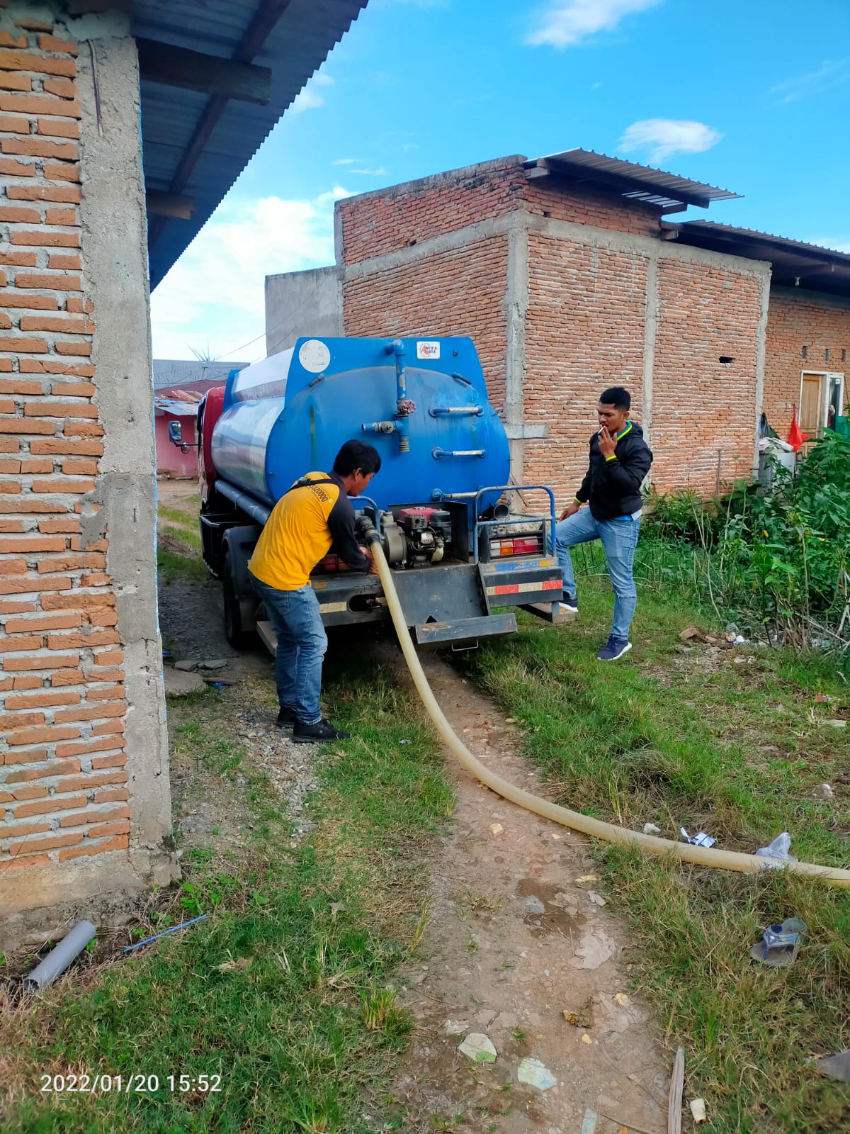 Tingkatkan Layanan, Perumda AM TM Palopo Lakukan Penyuntikan Air Bersih di Benteng