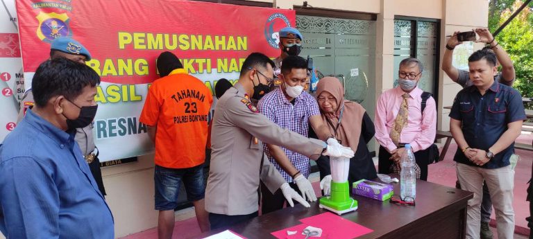 Hasil Dari Tangkapan Pasutri, 12,76 Gram Sabu Asal Sulsel Dimusnahkan Polres Bontang