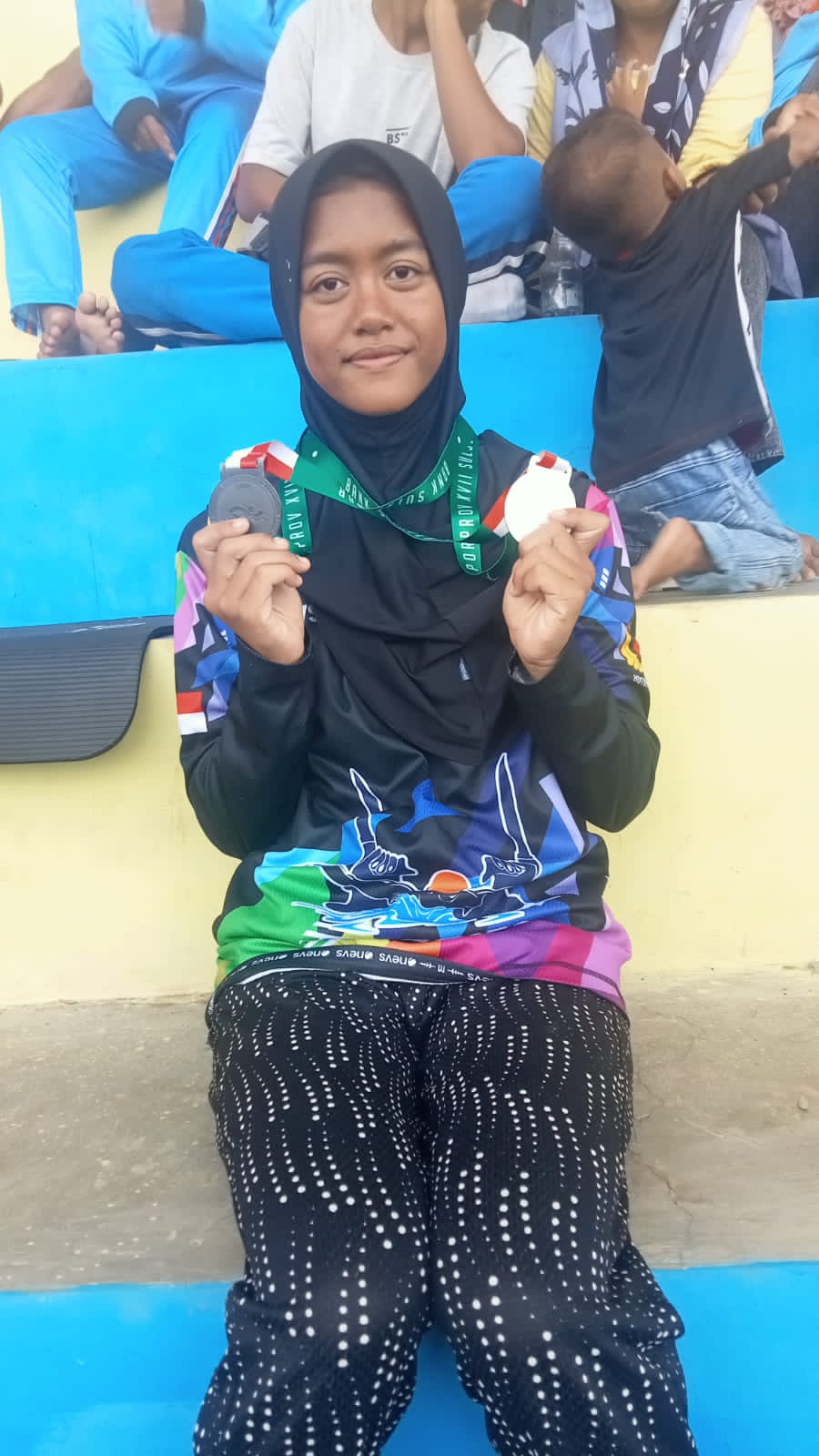 Nadya Chumaerah Azzahrah Siswi SMAN 3 Palopo Persembahkan Dua Medali Cabong Renang