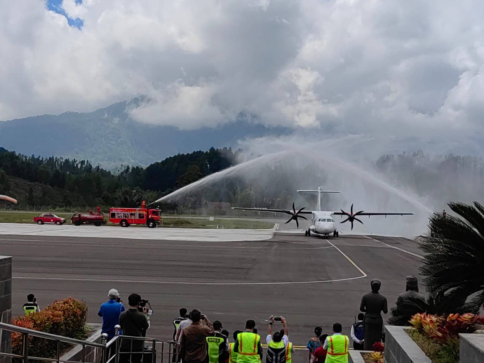 Penerbangan Perdana Toraja – Balikpapan Mulus, Wings Air Layani Dua Kali Sepekan