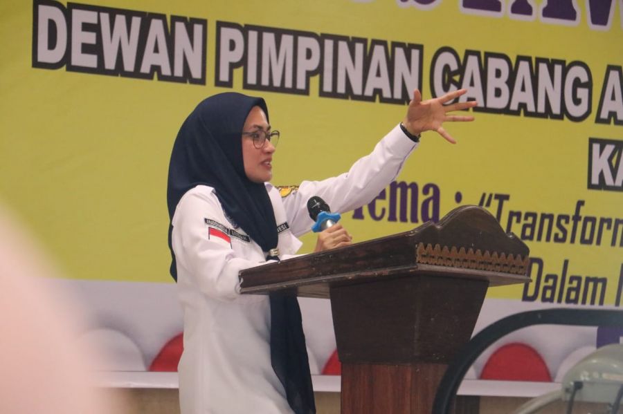 Buka Muscab APDESI Luwu Utara, Indah: Cari Orang yang Bijak