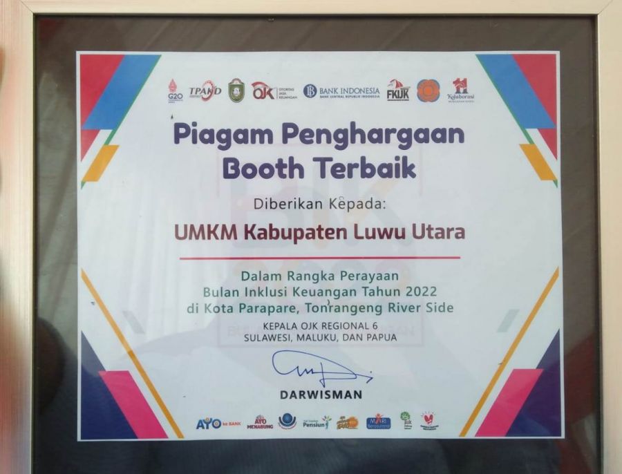 UMKM Luwu Utara Raih Booth Terbaik pada Perayaan Bulan Inklusi Keuangan OJK