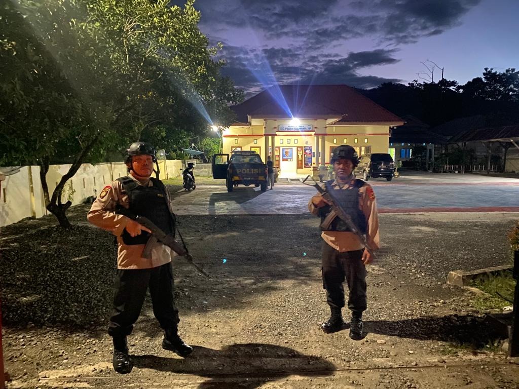 Pasca Aksi Bom Bunuh Diri di Bandung, Polres Palopo Perketat Penjagaan, Personil Dibekali Senjata Laras Panjang dan Rompi Anti Peluru
