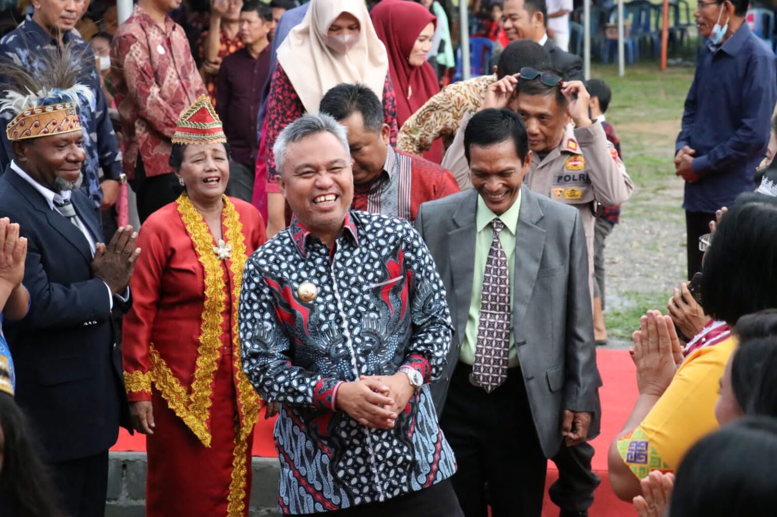 Bupati Budiman Hadiri Natal Bersama ASN, TNI, Polri dan Masyarakat di Mangkutana