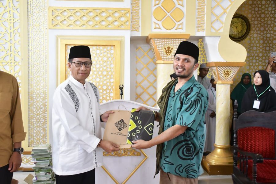 Ustad Hanan Attaki Hadir di Luwu Utara, Tabligh Akbar Dihadiri Ribuan Warga