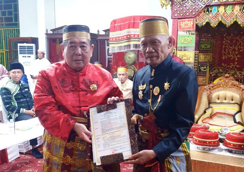 Pro Kontra, Bos City Market Palopo Diangkat Jadi Pangngulu Ade, Begini Penjelasan Datu Luwu
