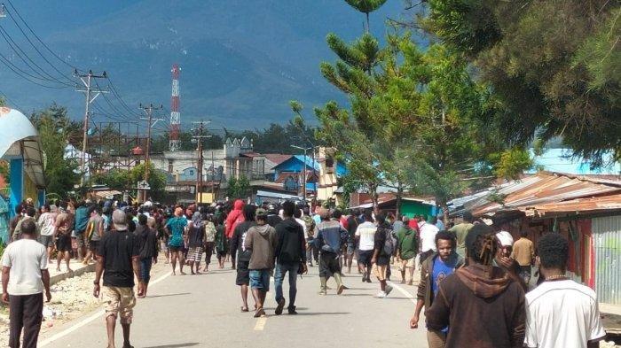 Wamena Papua Mencekam, Warga Pribumi Marah, Rumah Pendatang Asal Toraja Dibakar