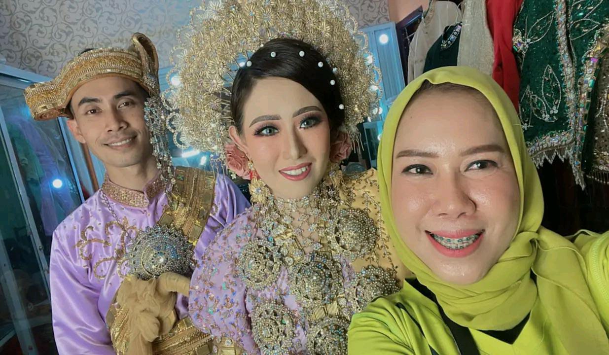 Tampil Cantik Saat Resepsi, Chong Zhao Mengaku Puas Pakai Jasa Kya Colection