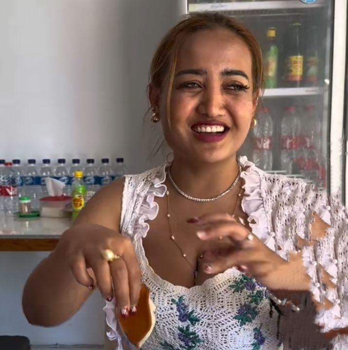 Makan Babi Baca Bismillah, Youtuber Lina Mukherjee Ditetapkan Tersangka