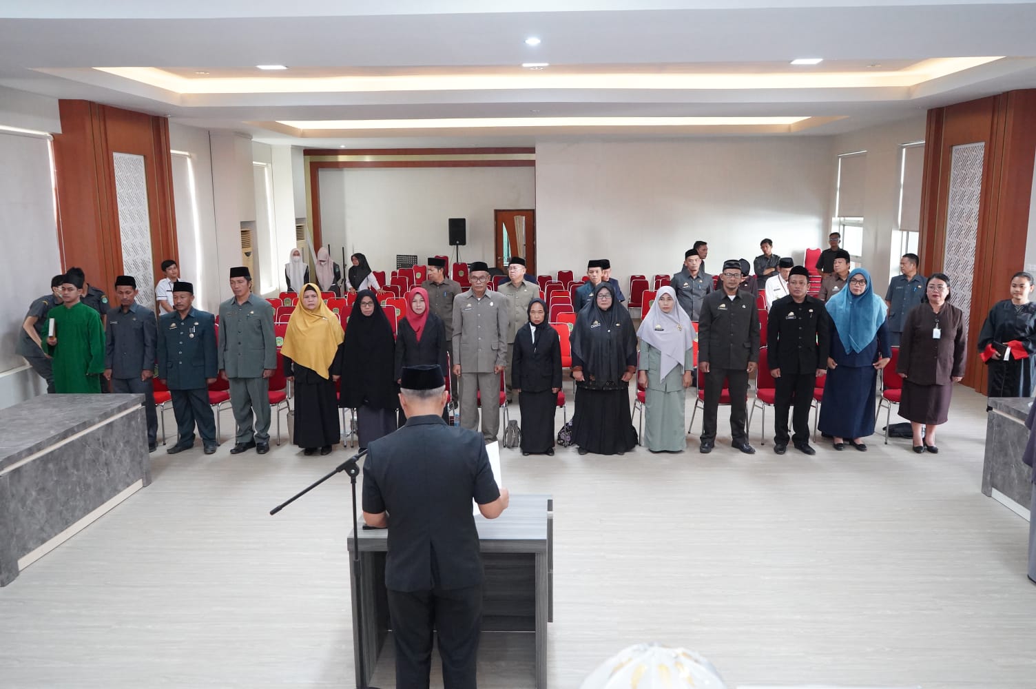Budiman Mutasi 14 Kepala Sekolah SD dan SMP