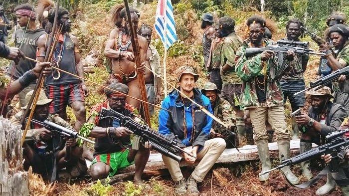 Cari Pilot Susi Air Disandera KKB Papua, Anggota TNI Gugur Ditembak