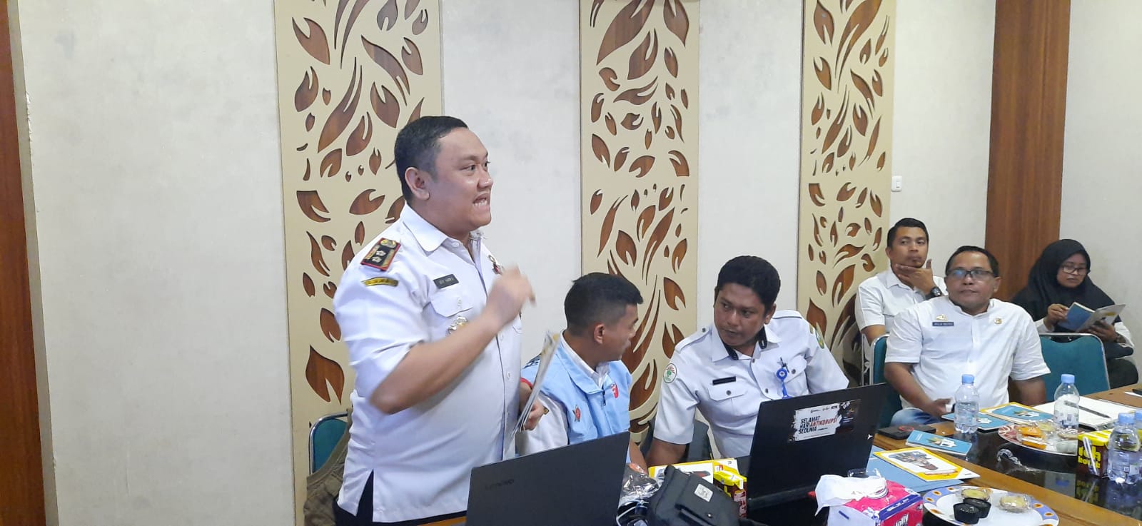 Kuasai Pengadaan Barang Jasa Terbanyak, Inspektorat Arahan Anti Korupsi ke PUTR Luwu