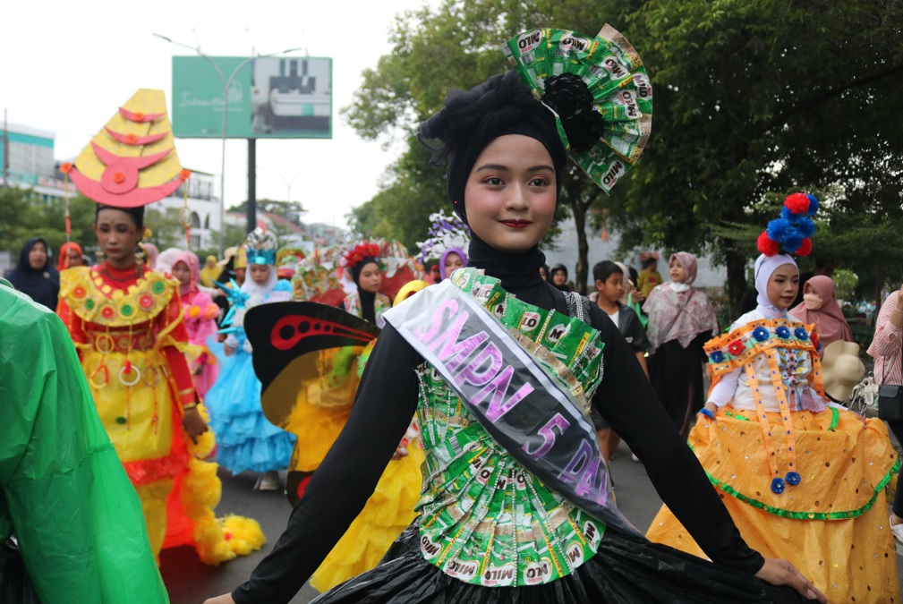 Lewat Palopo Festival Lingkungan, Kawali Edukasi Masyarakat Kurangi Sampah Plastik
