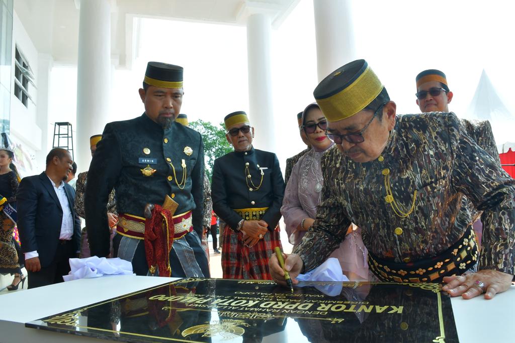 Peringatan HUT Kota Palopo ke-21, Walikota Resmikan Kantor DPRD