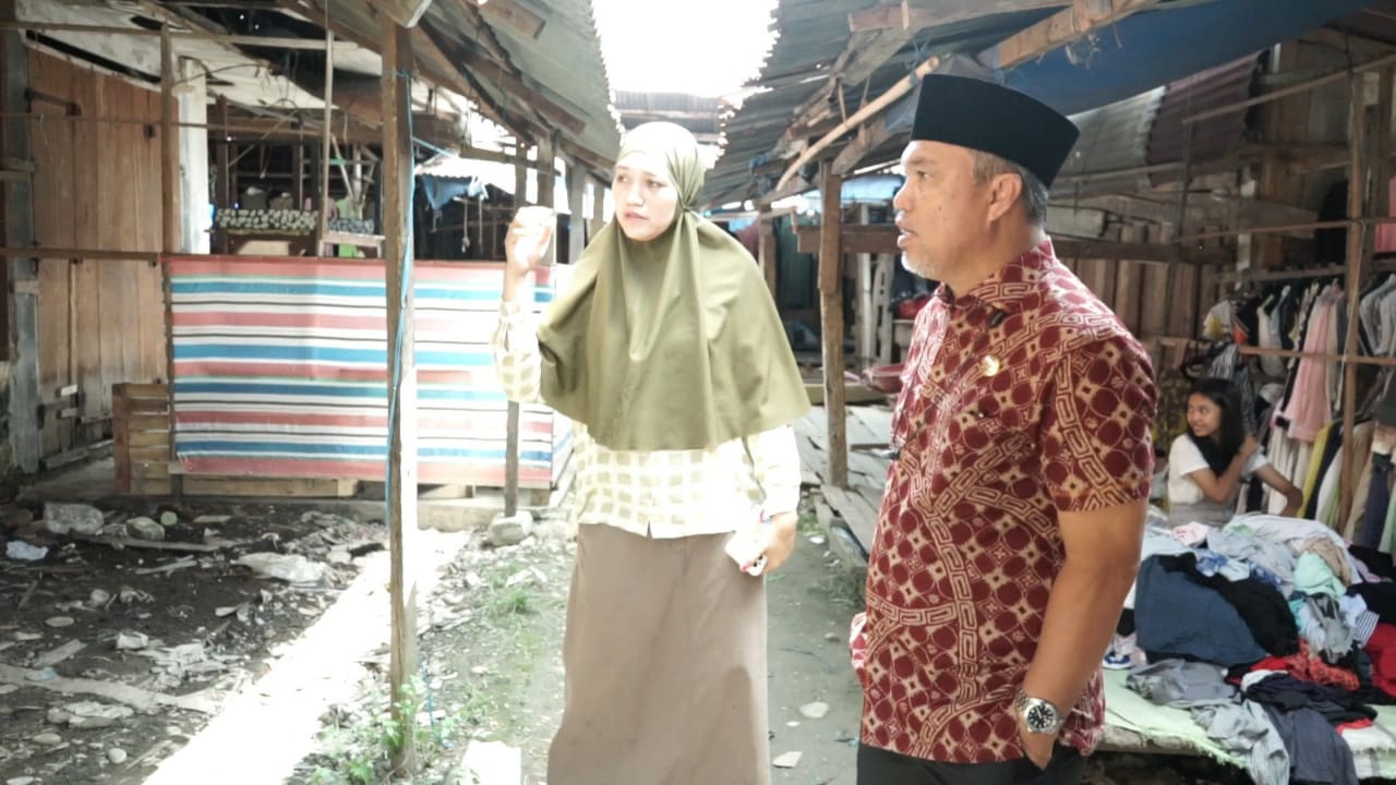 Budiman Janji Rp 20 Miliar Untuk Bangun Pasar Tomoni