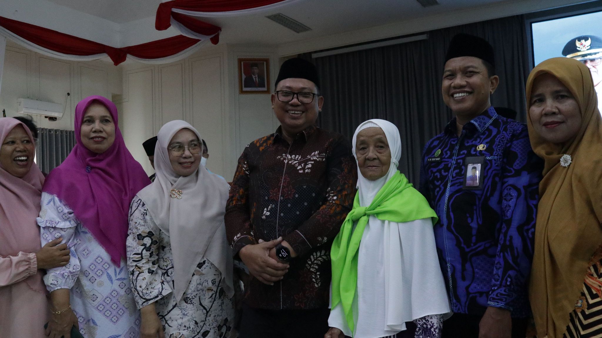 Video News:  Kisah Haru Nenek Jalimah Usia 95 Tahun Akhirnya Berangkat Naik Haji Setelah 12 Tahun Menunggu