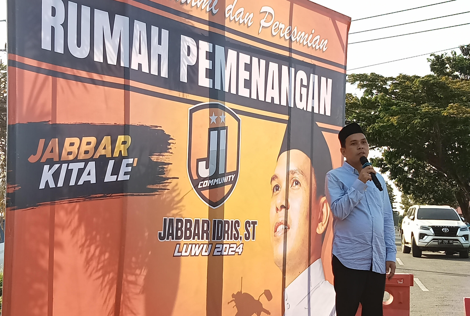 Resmikan Rumah Pemenangan, Jabbar Idris: Saya Siap Maju Pilkada Luwu… Tonton Videonya