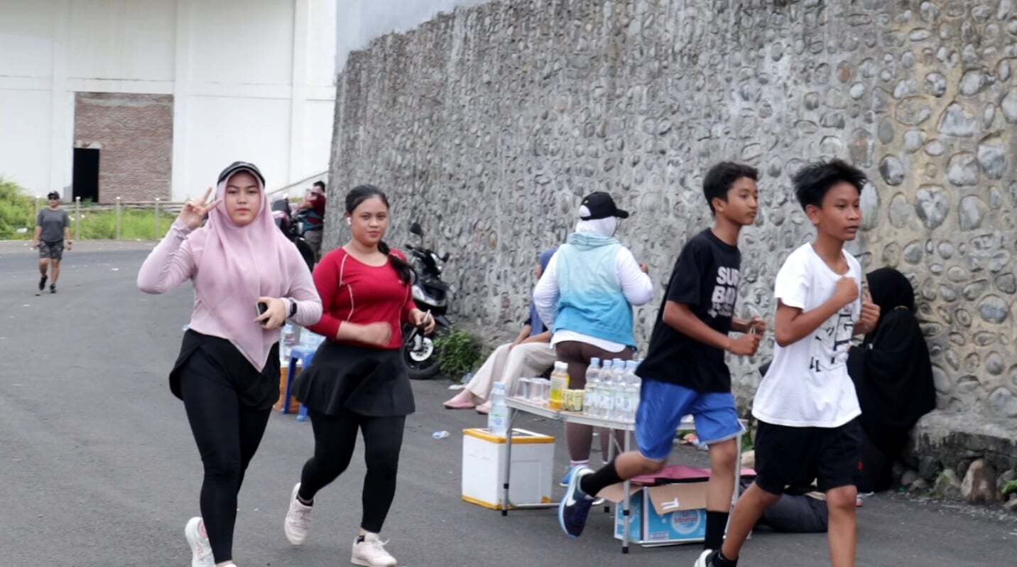 Jogging Track Stadion Lagaligo Palopo Semakin Ramai Setiap Hari Warga Olahraga, Yuk Tonton Videonya