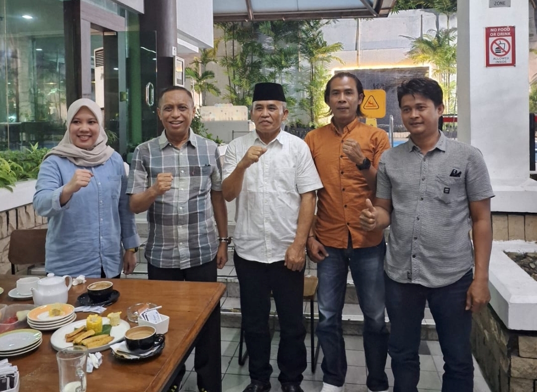 Duet Trisal-Ome Mewacana Maju Pilkada Palopo, Rustam Lalong ‘Dekati’  Rahmat Masri Bandaso… Lantas Duet RMB-Tenrikarta Bagaimana?