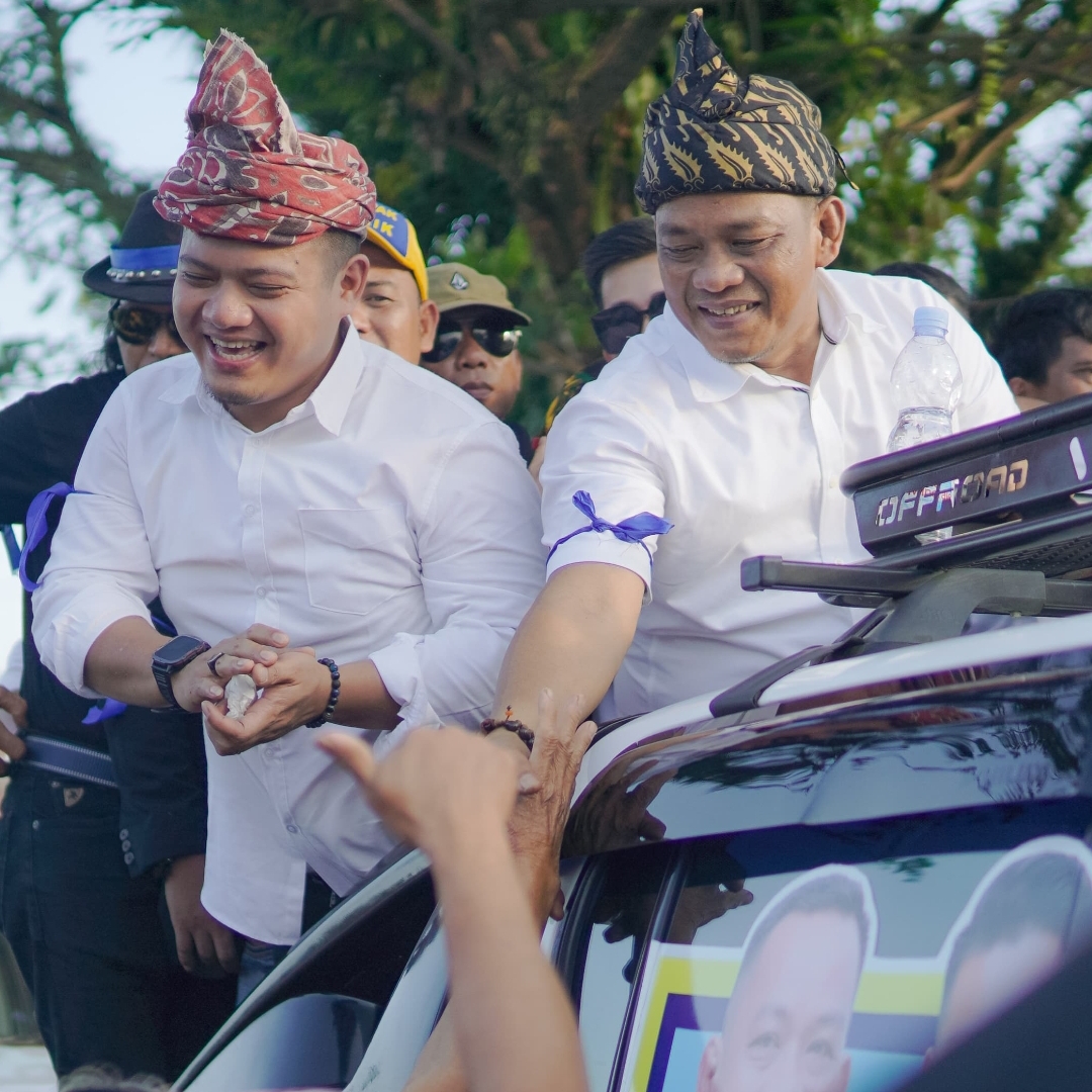 Sebelum Daftar ke KPU, Pata-Dhevy “Mappatabe” Mohon Pamit ke Keluarga