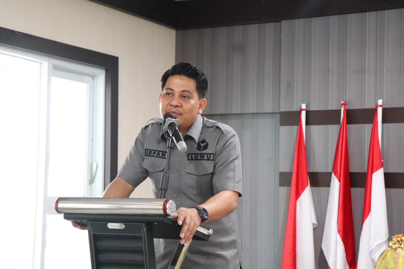 Bawaslu ‘Ciduk’ Kades dan Sekdes di Luwu Hadiri Pendaftaran Bapaslon