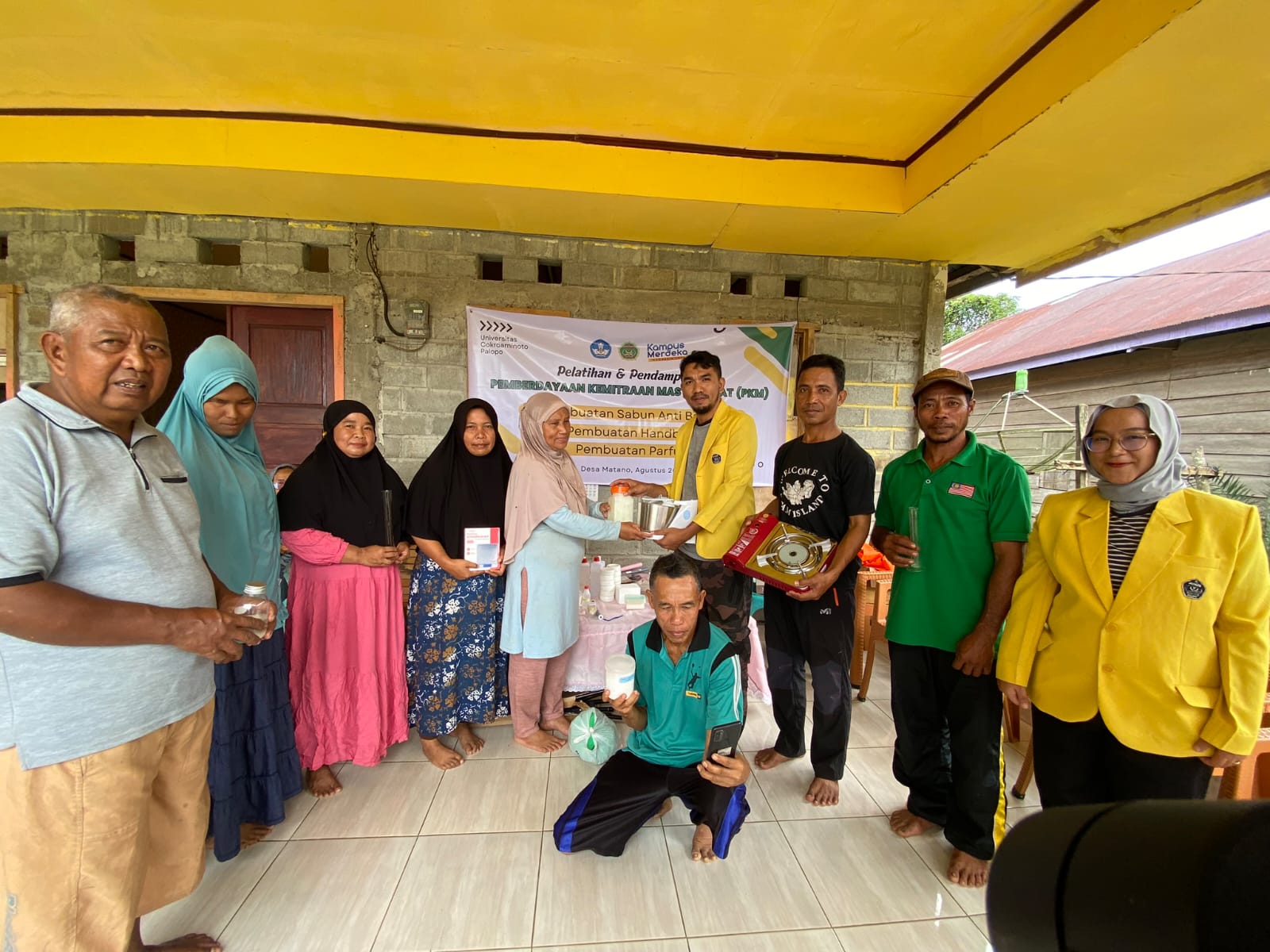 UNCP Tingkatkan Pendapatan Petani Nilam Melalui Produk Turunan