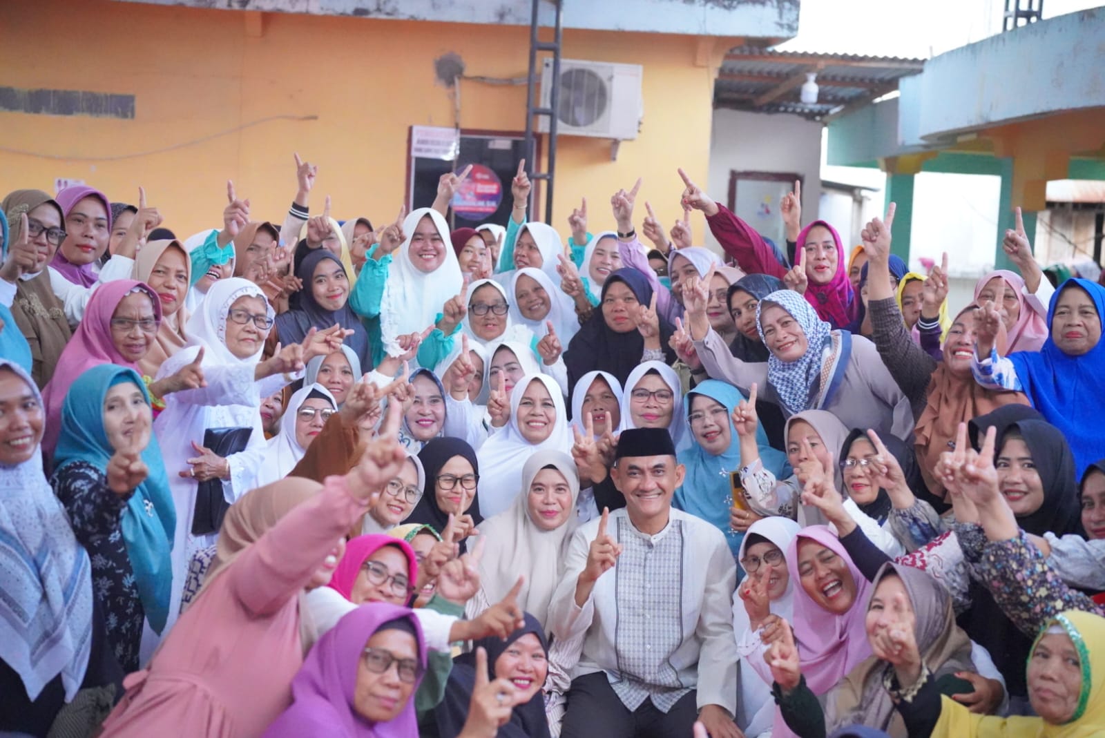 Kamis dan Jumat, Agus-Win Rutin Gelar Dzikir Bersama Warga