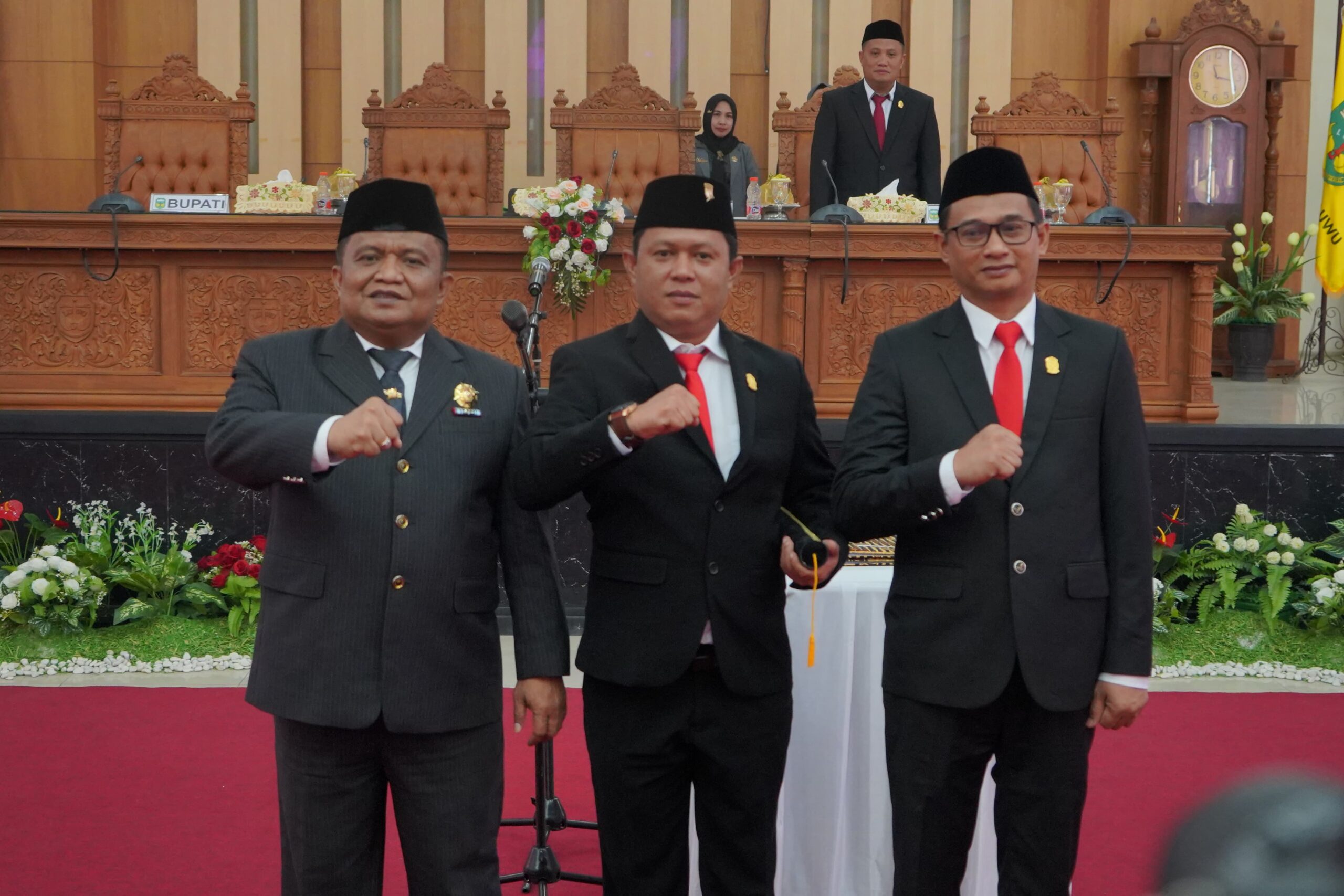 PDIP PAW Anggota DPRD Luwu, Yan Samma Dilantik Gantikan Erwin Barabba