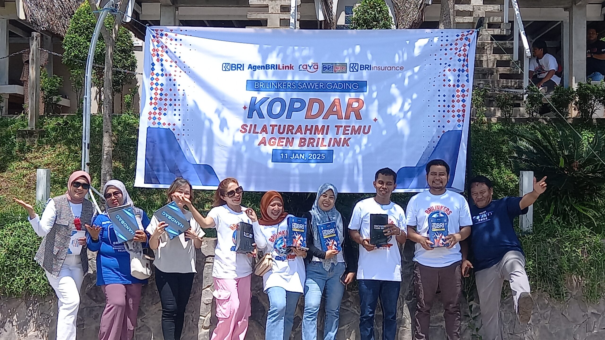 Kopdar Brilink Palopo Menjalin Hubungan Erat antara sesama Agen Brilink di Meriahkan Game Bingo dan undian doorprizes