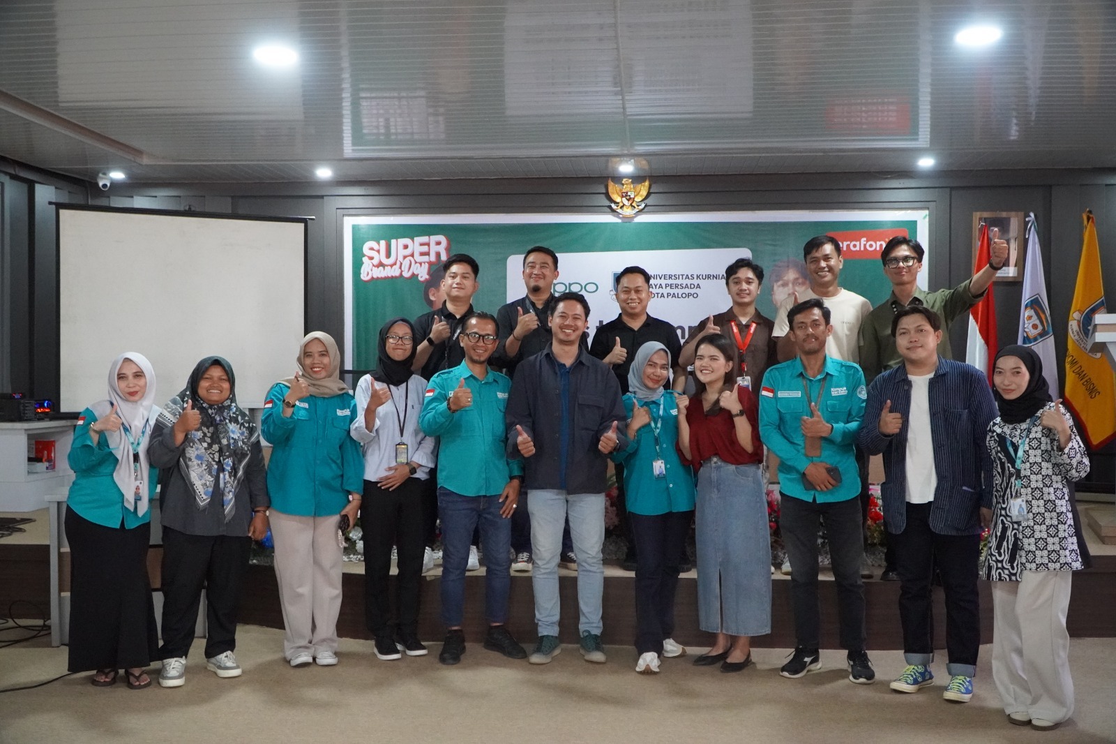 Bicara Personal Branding di Era Digital, OPPO Goes to Campus Sambangi Mahasiswa UKJP Palopo