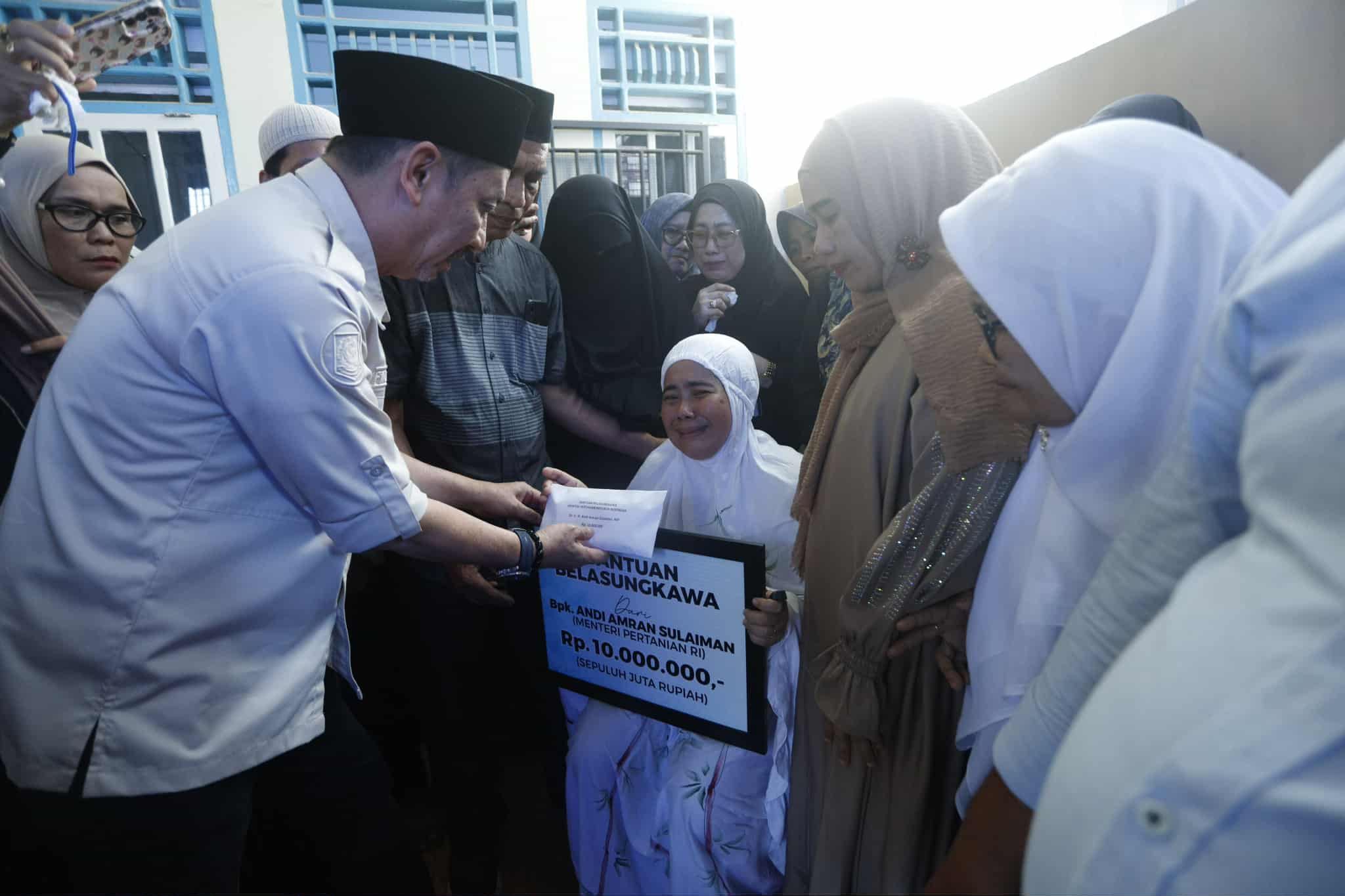 Dimakamkan di TPU Surutanga, Sekda Palopo: Syaiful Akbar PNS Berdedikasi Tinggi Hingga Akhir Hayatnya