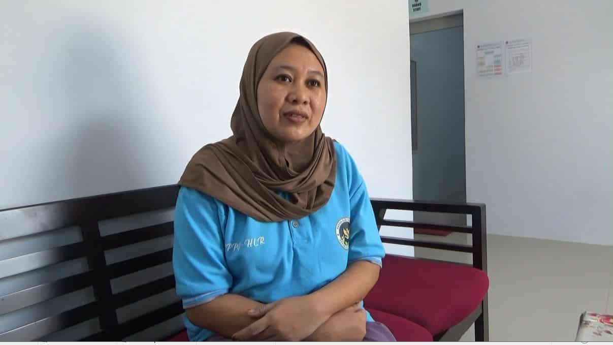 Kisah Inspirasi !! Berkat Dapur MBG Bara Palopo, Maryam Bisa Biaya Sekolah Anak Meski Tiap Subuh Siapkan Ribuan Makanan