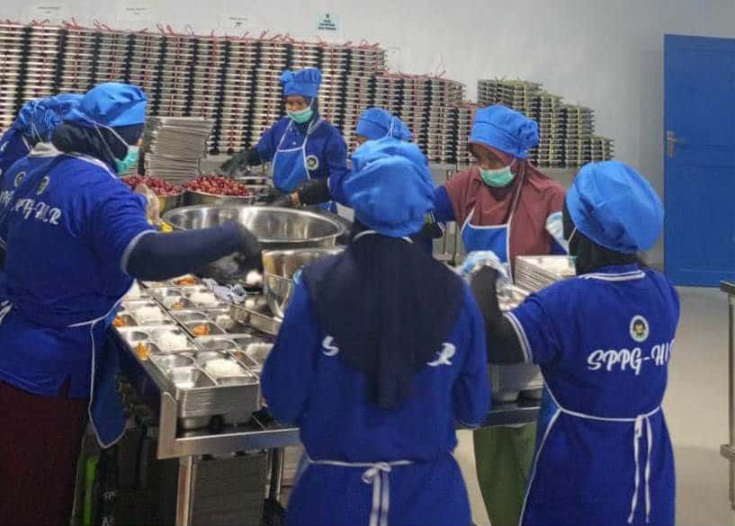 Sisi Lain !! Pengelola SPPG Balandai Palopo Sering Dapat Surat dari Siswa, Ada yang Minta Sate Sampai Spaghetti